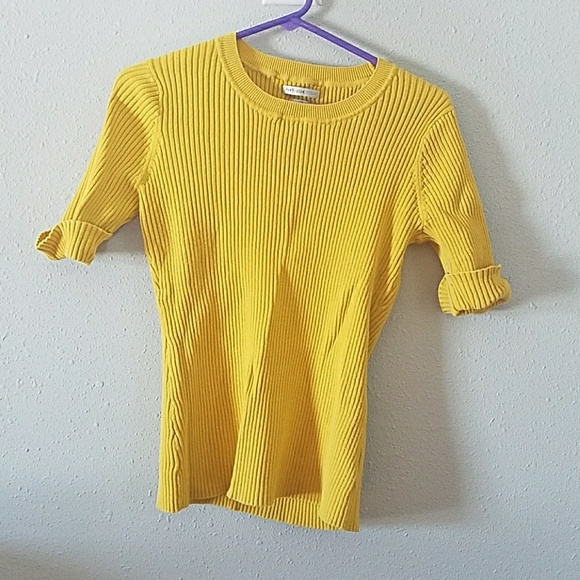 Ribbed knit top - Picture 1 of 3